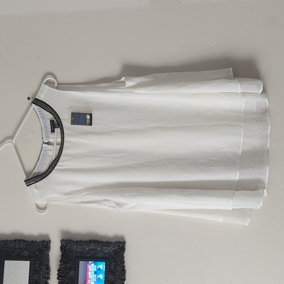 Torrid White Chiffon Embellished Double Layer Tank - Picture 5 of 13
